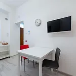 L'approdo - Bilocale Centralissimo A Διαμέρισμα Σαν Μπενεντέτο ντελ Τρόντο