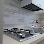 L'approdo - Bilocale Centralissimo A Appartement